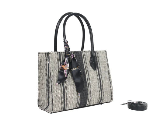 BOLSO DE HOMBRO CON BANDOLERA. REF: HL30368
