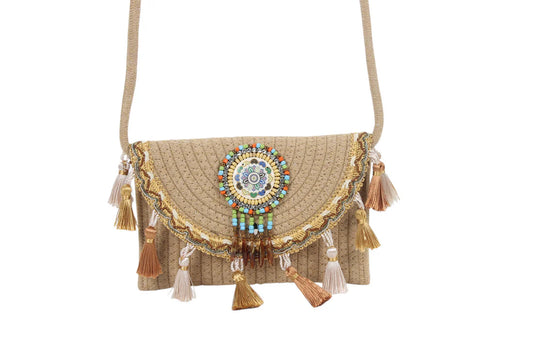 BOLSO BANDOLERA CON SOLAPA. REF: JJ034